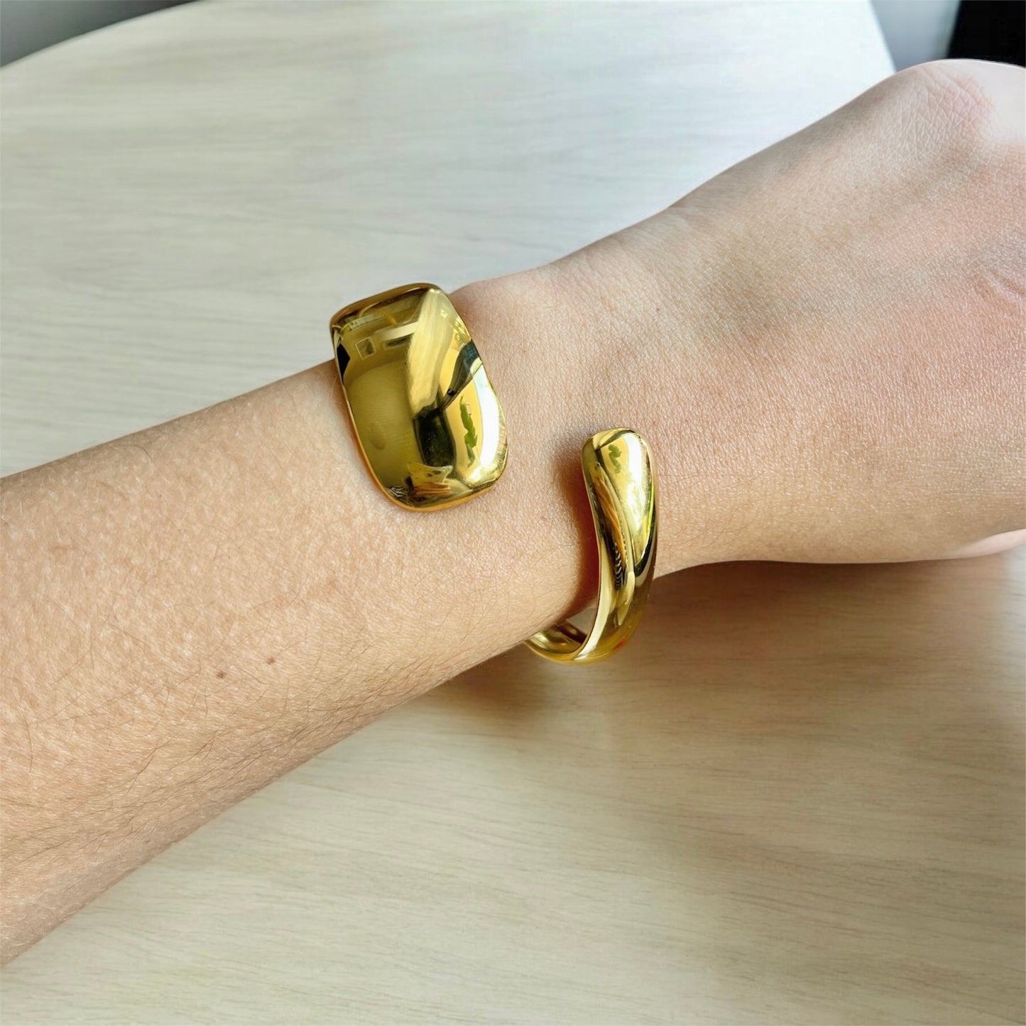 Brazalete Abrazo